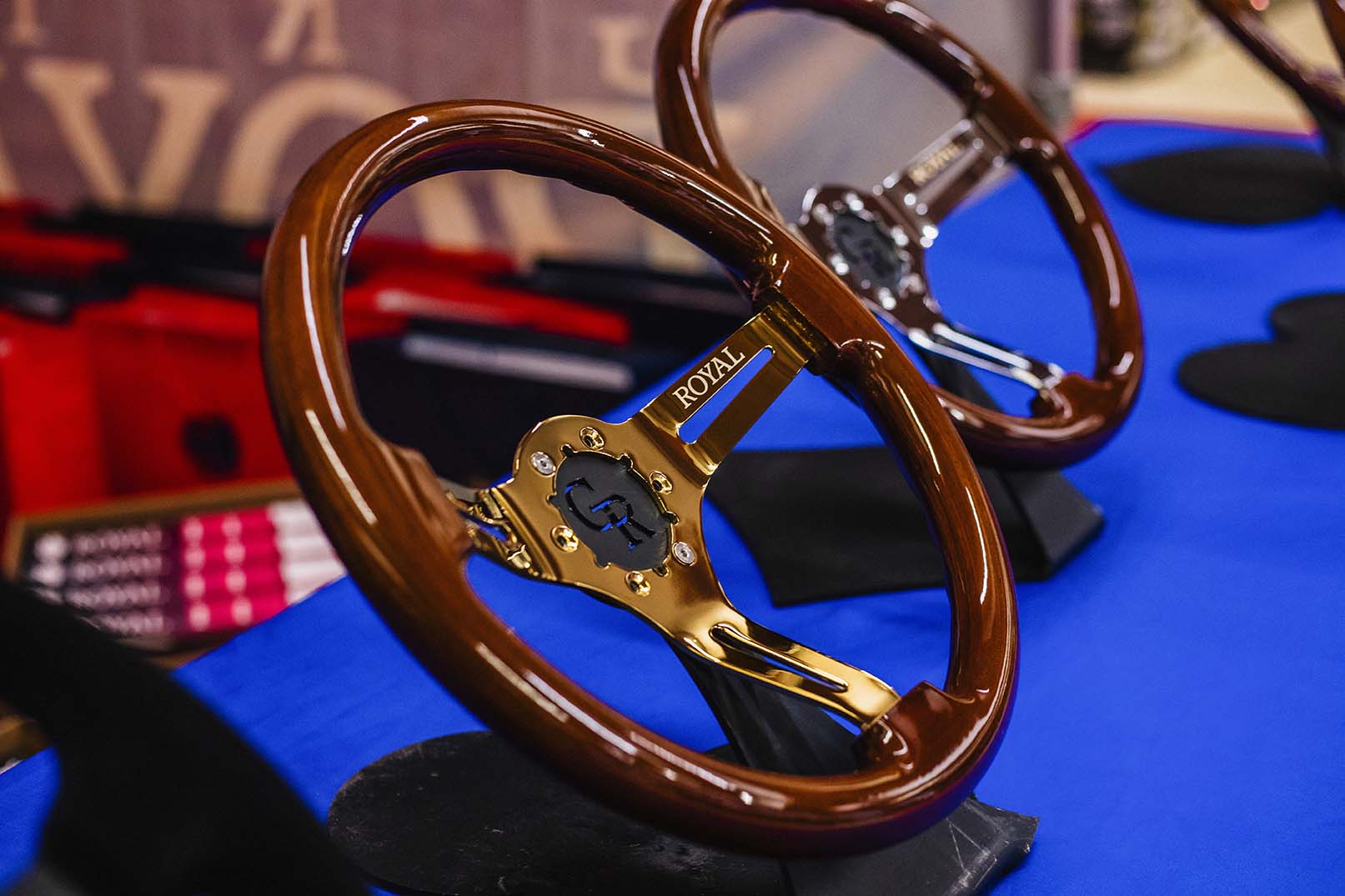 グリップロイヤル　ステアリング GRIP ROYAL :: ユニークなステアリングホイールとシフトノブ
